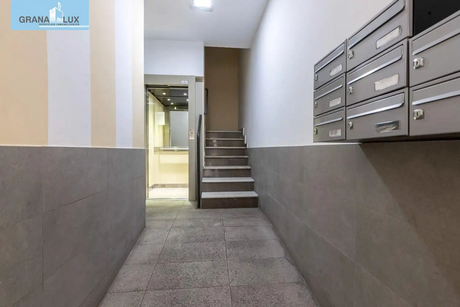 Flat with terrace for sale in Calle de Laureado López Muñoz, imagen 27
