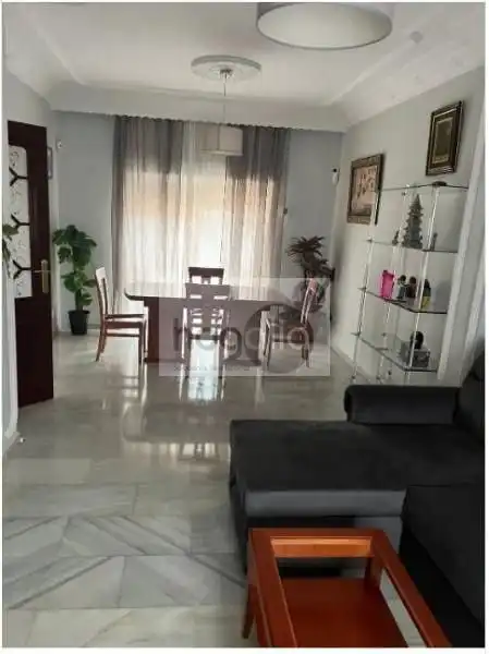 Sala de estar de Casa o chalet de alquiler en Sevilla con Aire acondicionado, Jardín privado y Terraza