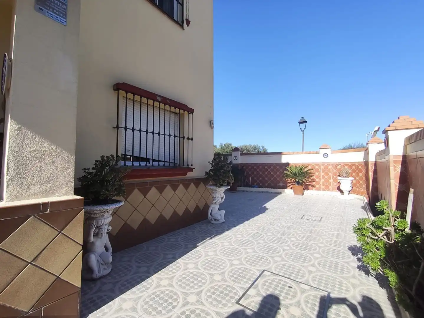 Terrasse von Haus oder Chalet zum Verkauf in Gines mit Klimaanlage, Heizung und Schwimmbad