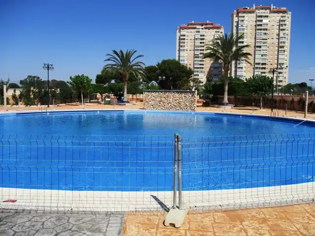 Apartamento de alquiler en Carrer el Pinós, 18, Playa Muchavista
