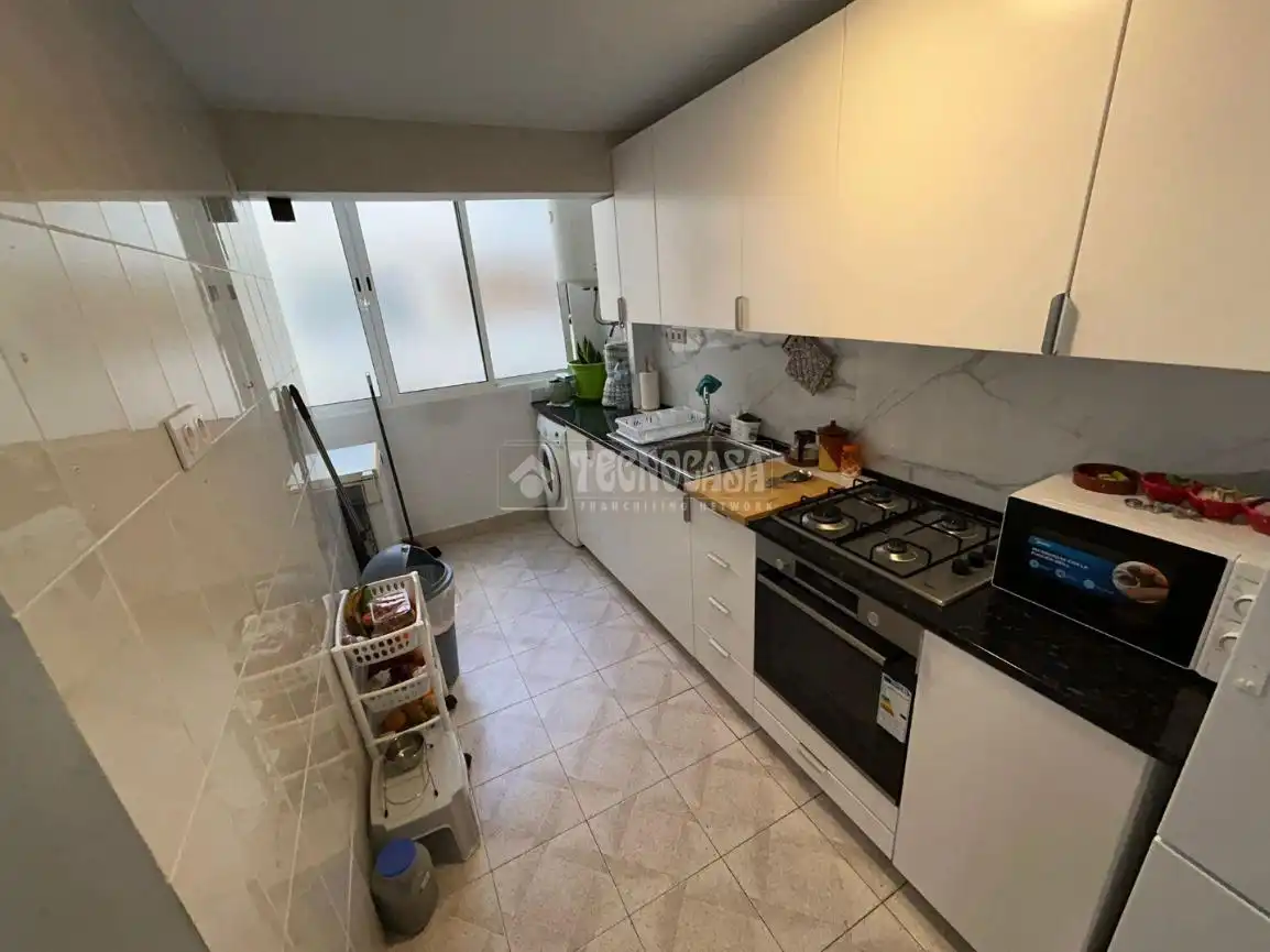 Cocina de Piso en venta en Valencia con Calefacción, Amueblado y Balcón