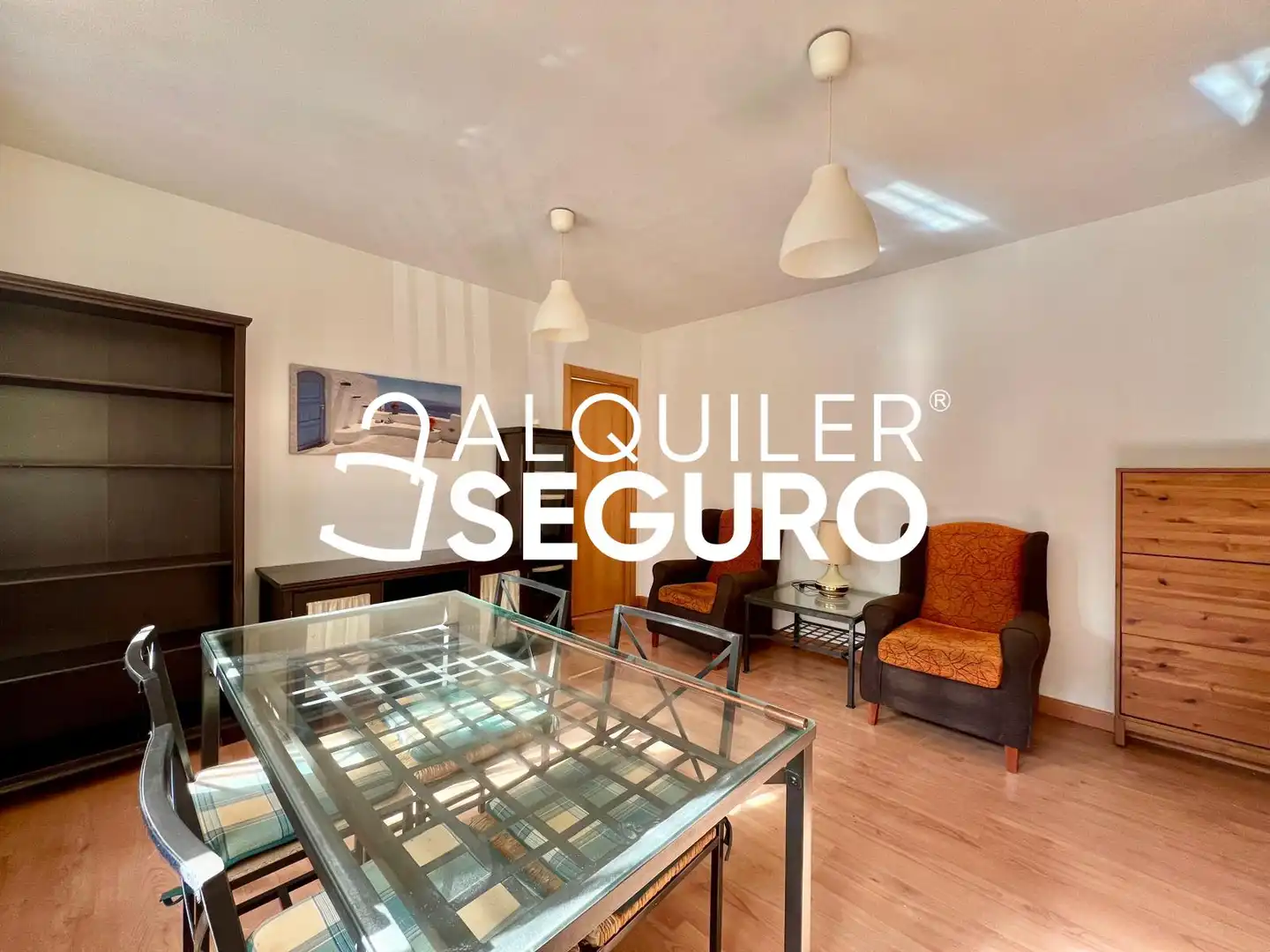 Living room of Flat for rent in Madrid  with Air Conditioner, Heating and Furnished