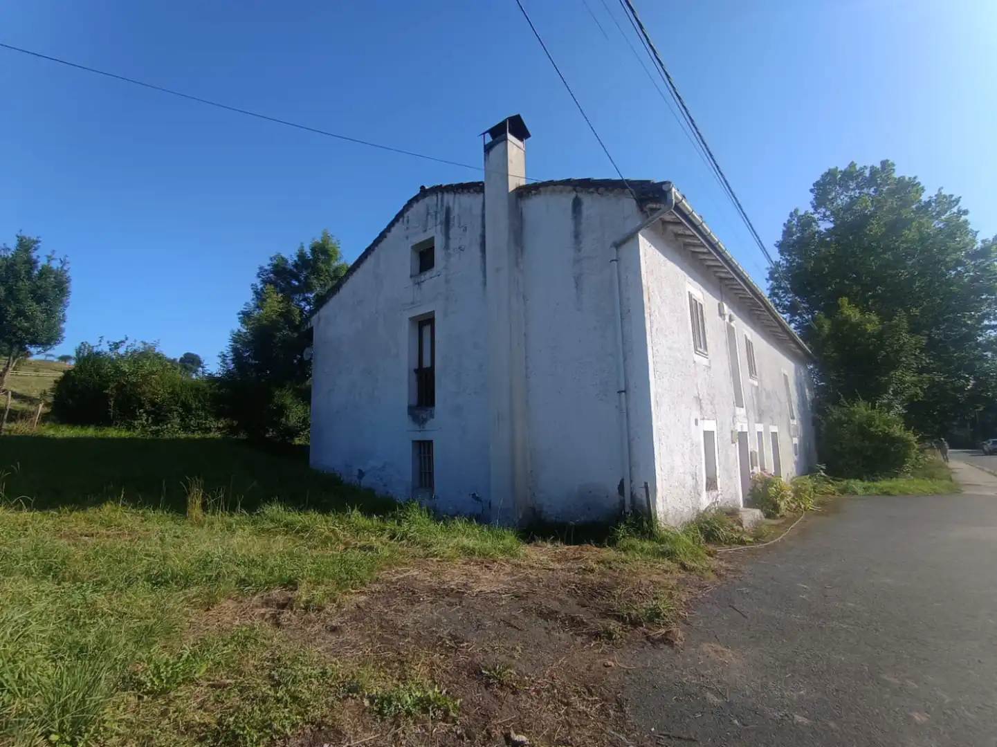 Vista exterior de Casa o chalet en venta en Penagos con Jardín privado, Terraza y Amueblado