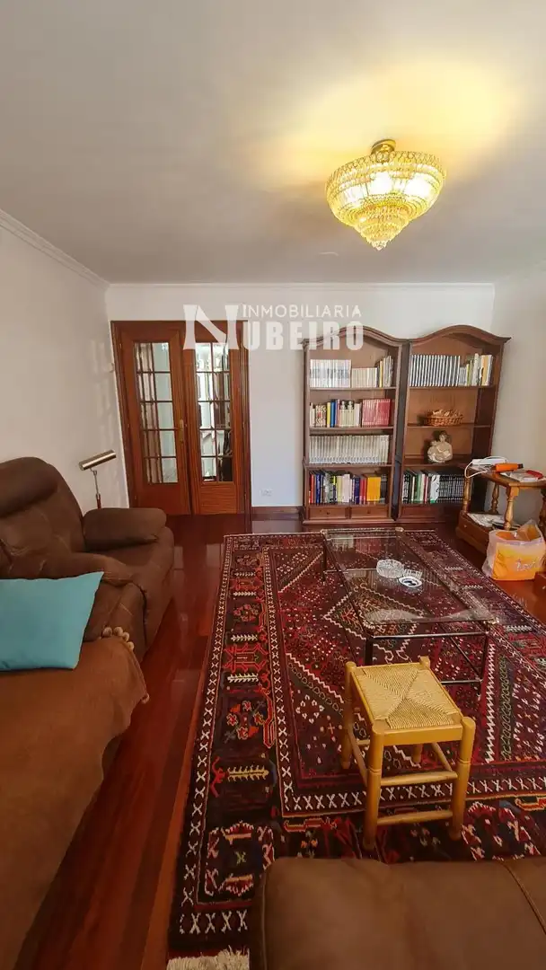 Sala d'estar de Pis en venda en Lugo amb Calefacció