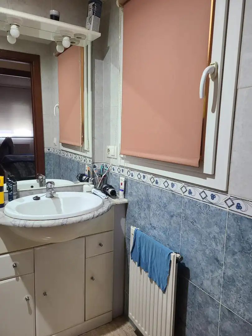 Baño de Planta baja en venta en Figueres con Aire acondicionado, Calefacción y Terraza