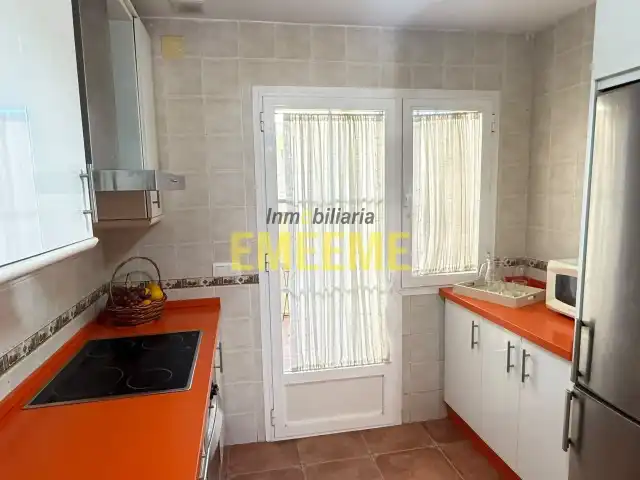 Casa aparellada amb terrassa en venda a Cuevas del Becerro, imagen 31
