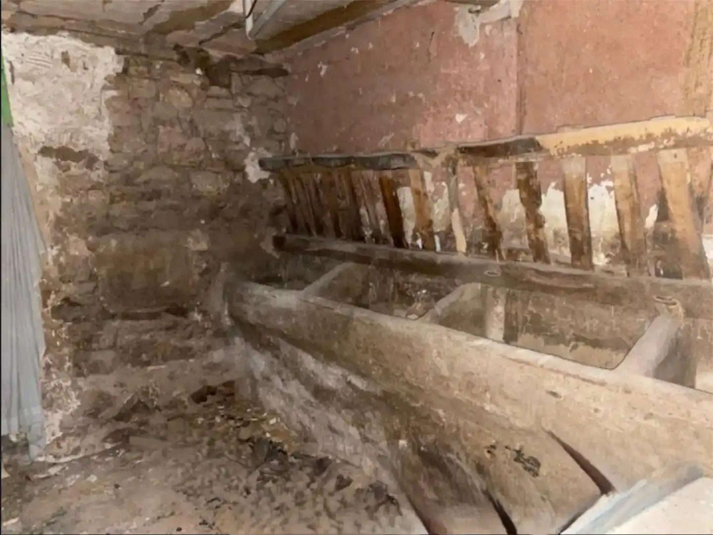 Planta baixa en venda en Sigüenza amb Traster
