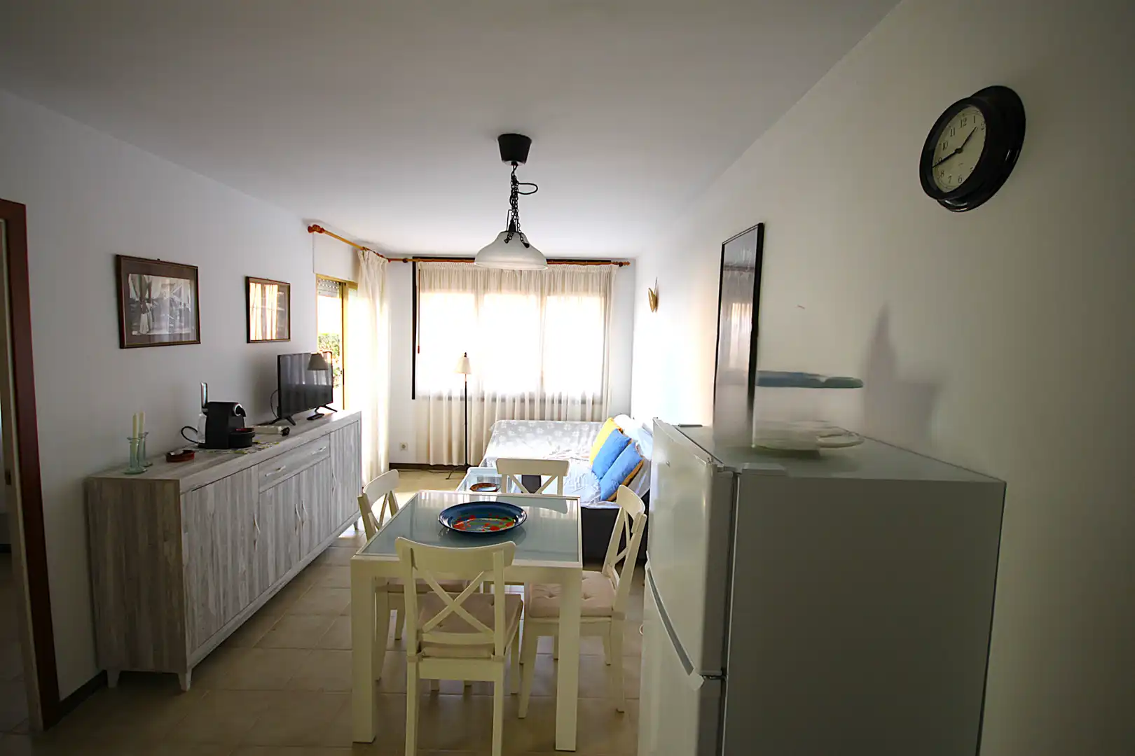Wohnzimmer von Wohnungen zum Verkauf in L'Escala mit Terrasse, Möbliert und Waschmaschine