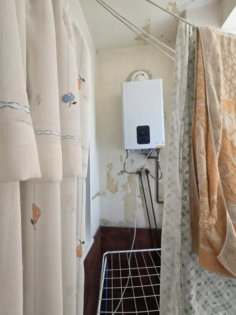 Bathroom of Flat for sale in Ferrol  with Furnished, Oven and Washing machine