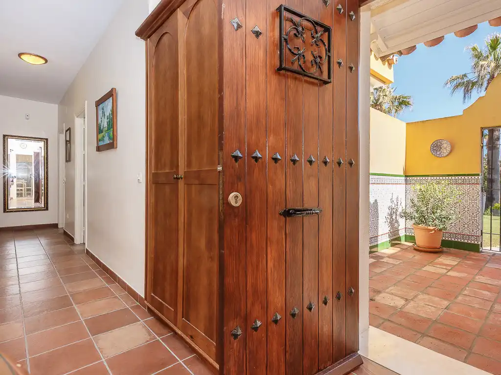 Haus mit Pool zum Verkauf in Sotogrande Costa, imagen 7