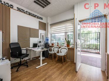 Local comercial en venda a Latina
