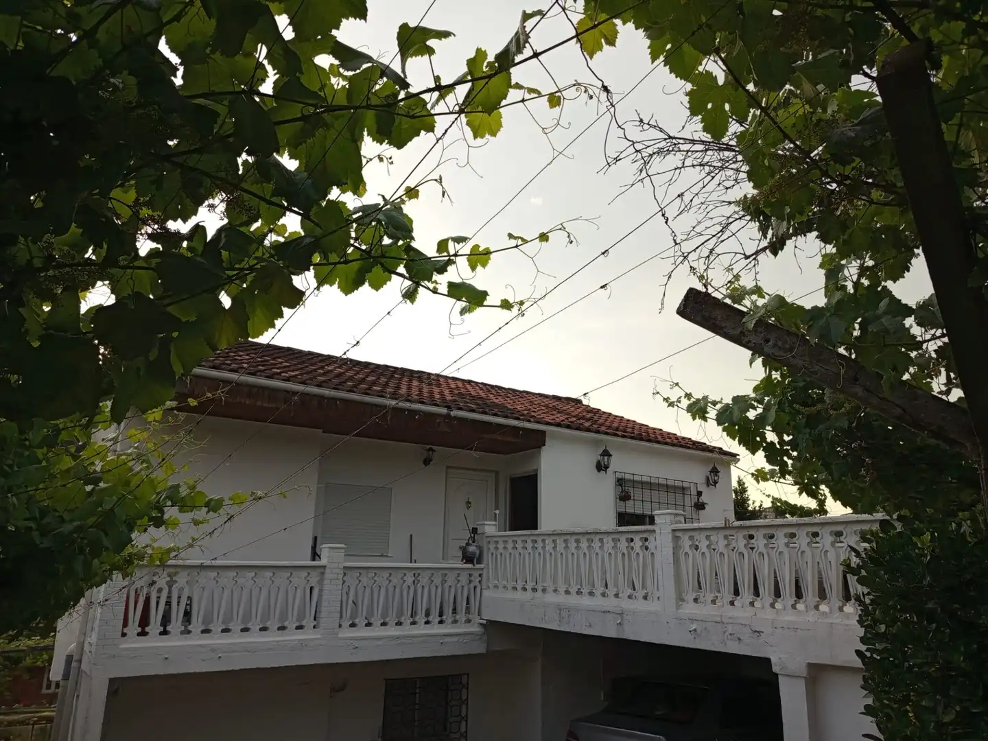 Vista exterior de Casa o xalet en venda en Ourense Capital  amb Aire condicionat, Calefacció i Jardí privat