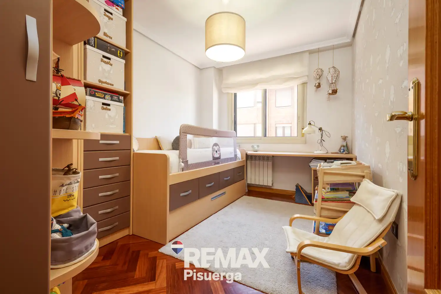 Habitación de Piso en venta en Valladolid con Aire acondicionado, Calefacción y Jardín privado