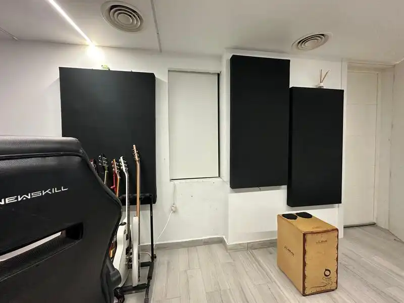 Ground floor for rent in Madrid  with Air Conditioner and Heating