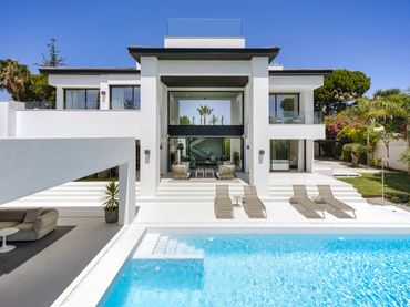 Haus mit Pool zum Verkauf in Marbella Centro