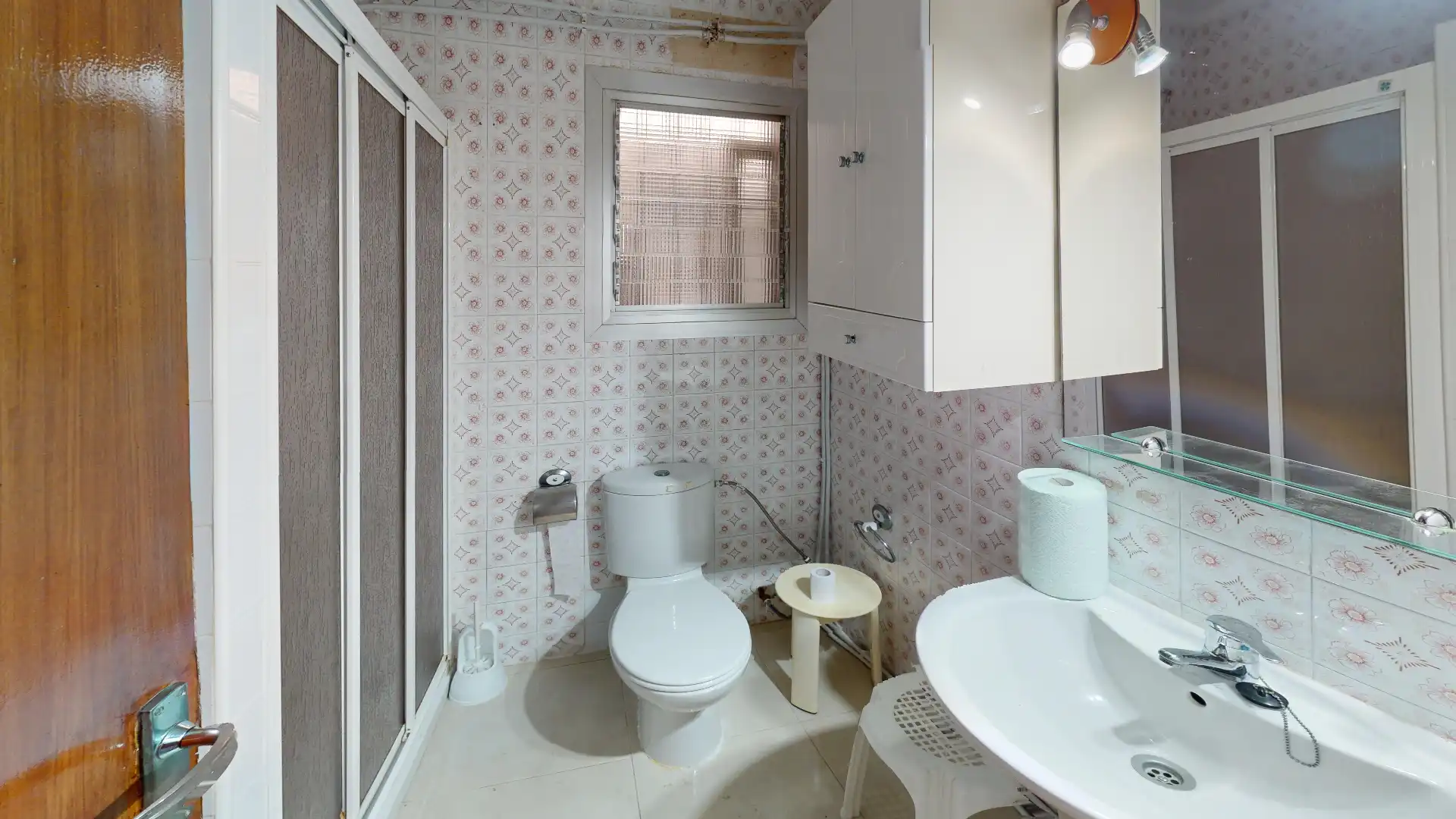 Baño de Piso en venta en Alicante / Alacant con Aire acondicionado y Amueblado