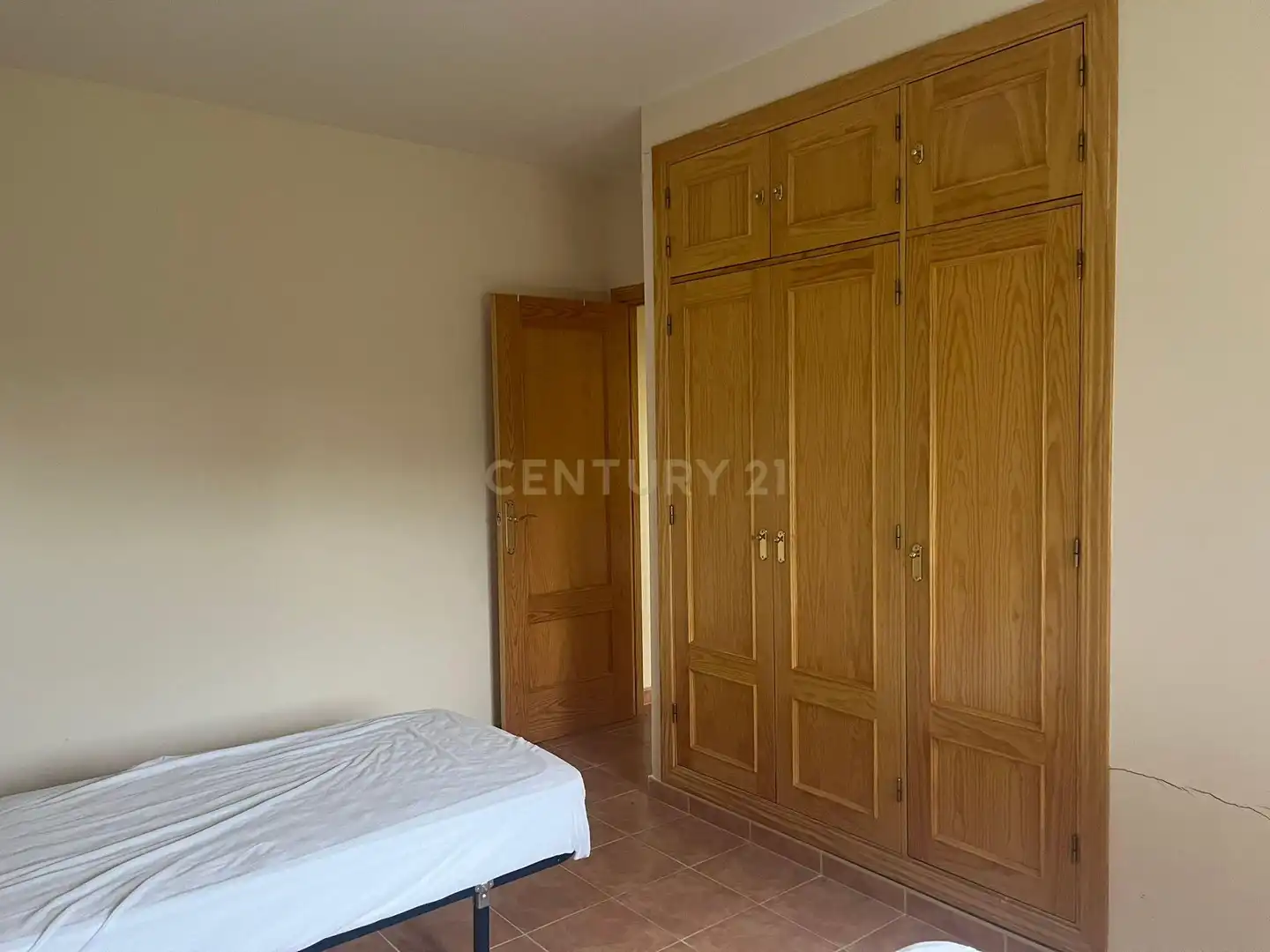 Schlafzimmer von Wohnungen zum Verkauf in Cáceres mit Privatgarten und Schwimmbad