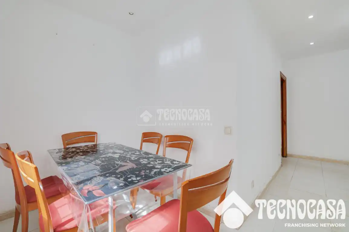Comedor de Piso en venta en Barcelona