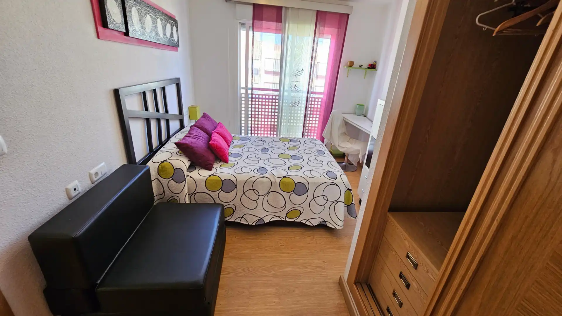 Bedroom of Flat for rent in El Campello  with Air Conditioner, Heating and Parquet flooring