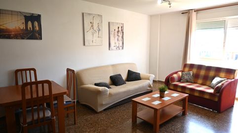 Foto 3 de Piso en venta en Carrer María de Molina, Avenida de Abril - 9 de Octubre, Sagunto / Sagunt