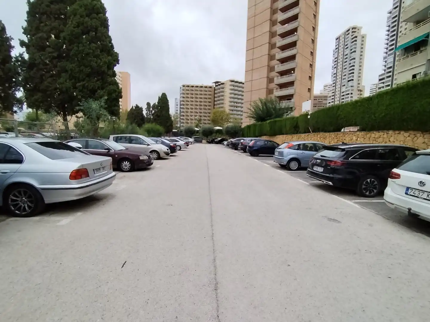 Aparcament de Apartament en venda en Benidorm amb Aire condicionat, Jardí privat i Moblat