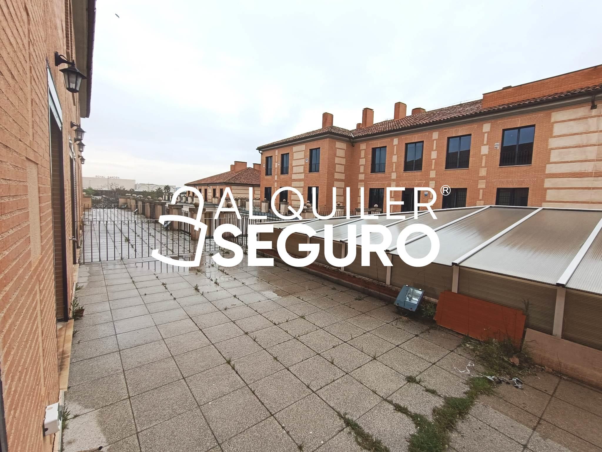 Exterior view of Office to rent in Aranjuez  with Terrace