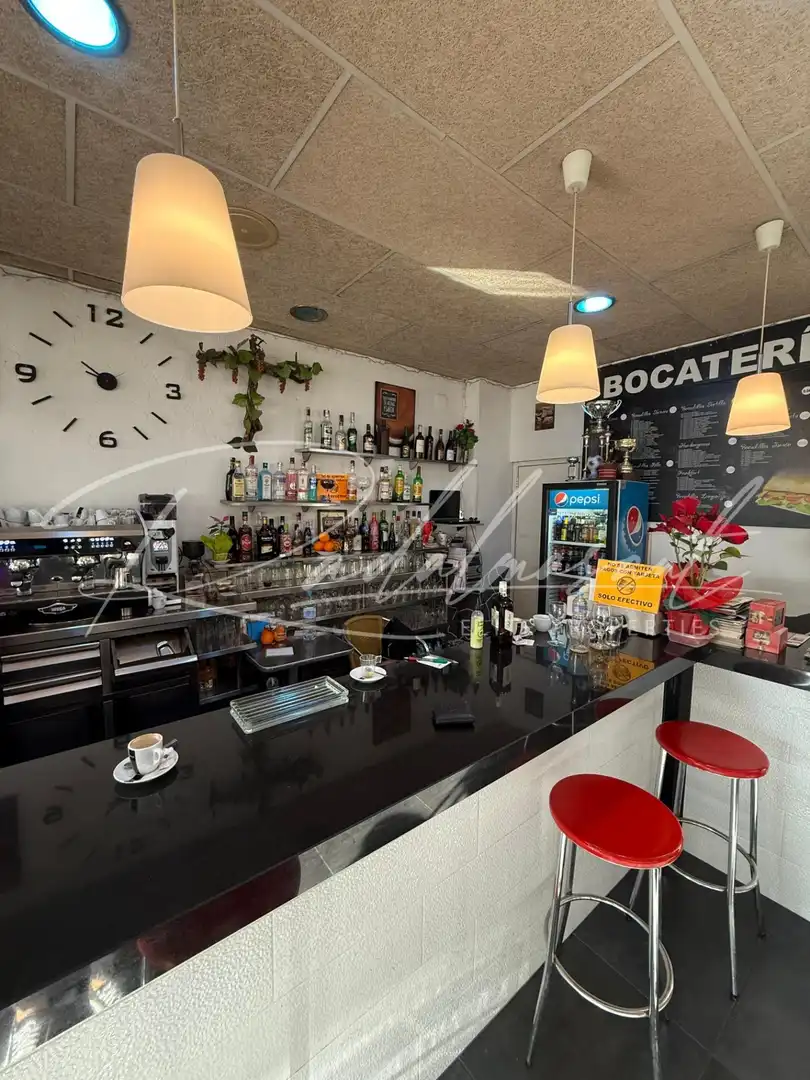 Local comercial en venta en PERE DE LLUNA, imagen 2