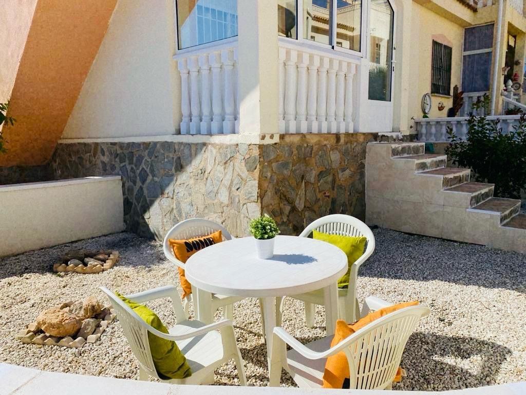 Terrace of House or chalet to rent in Orihuela  with Air Conditioner, Heating and Private garden
