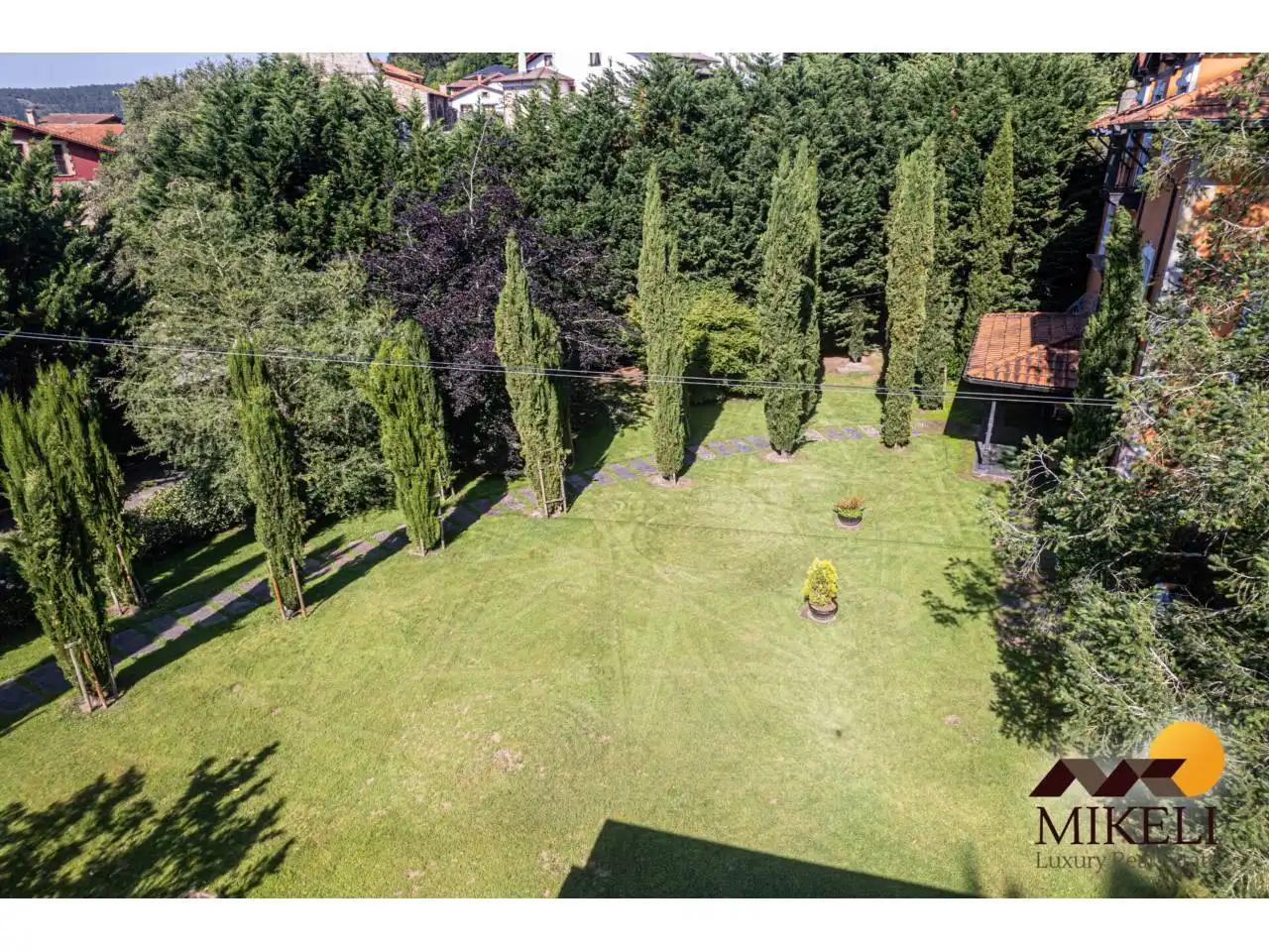 Jardí de Casa o xalet en venda en Medio Cudeyo amb Aire condicionat, Calefacció i Jardí privat