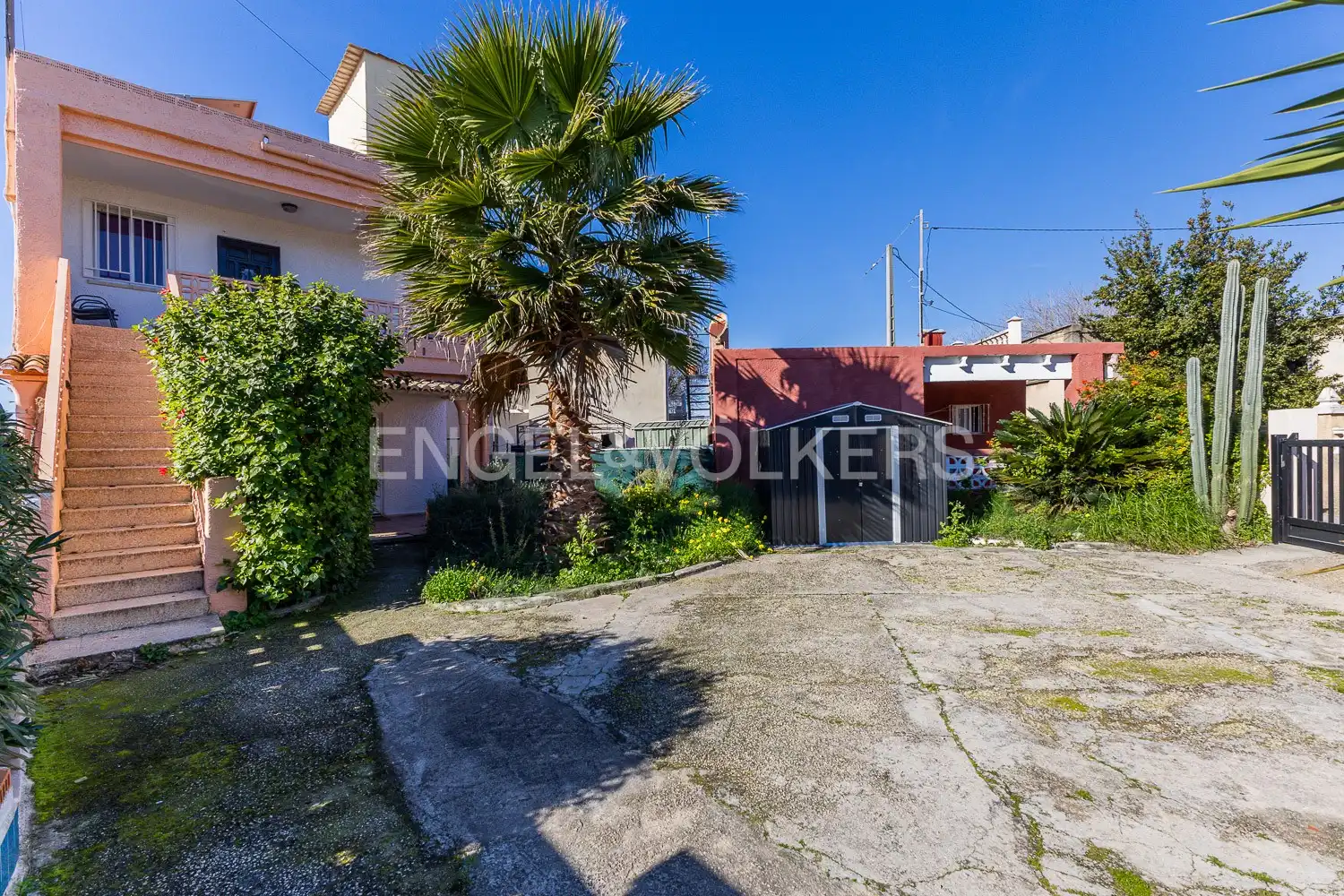 Exterior view of Houses for sale in Gandia  with Heating, Private garden and Balcony