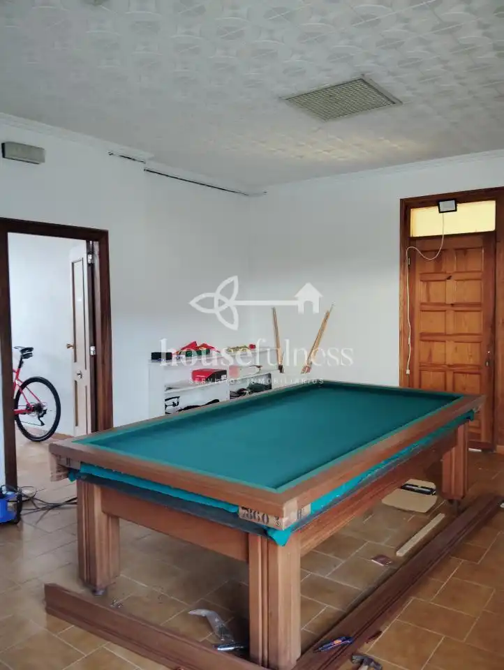 Buildings for sale in Pontedeume