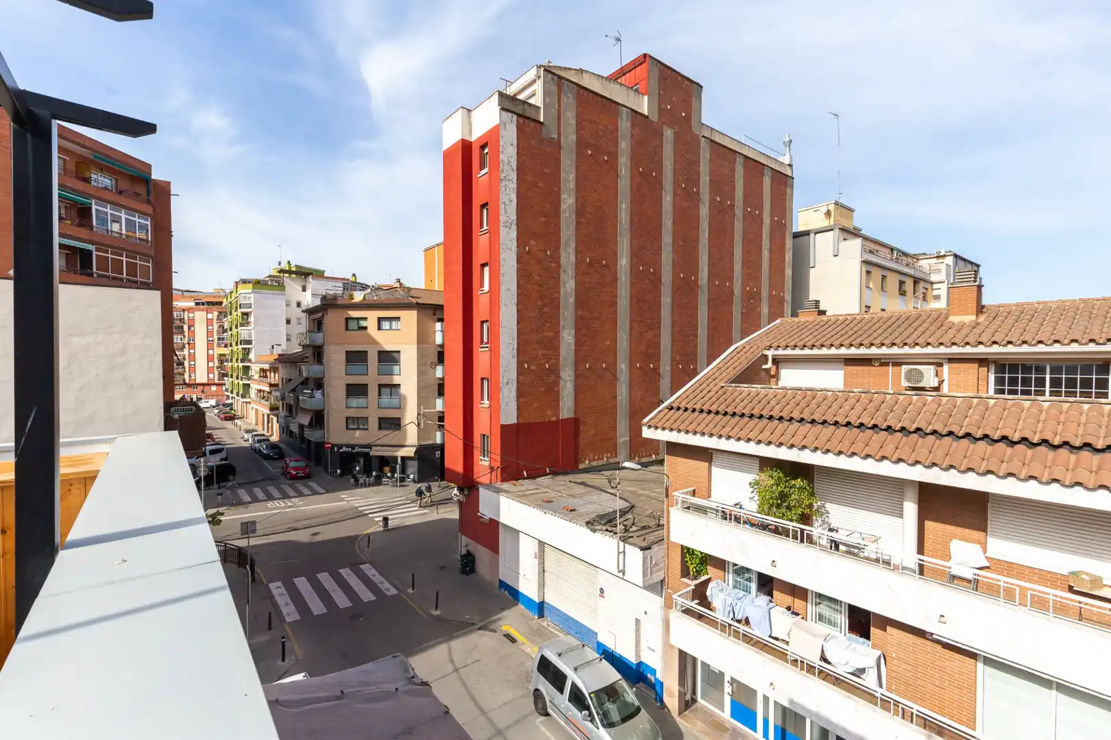 Vista exterior de Ático en venta en Rubí con Aire acondicionado, Calefacción y Terraza