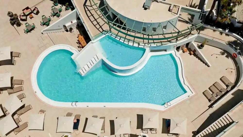 Piscina de Estudio en venta en Tías con Terraza