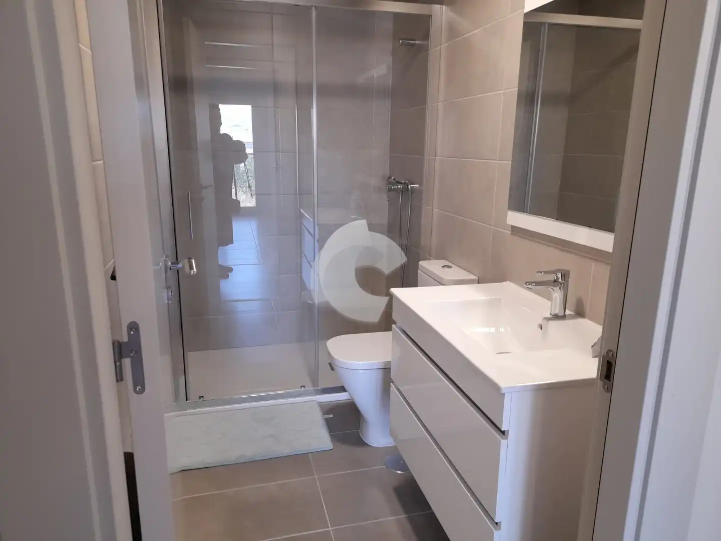 Piso con ascensor en venta en Amado Carballo, imagen 3