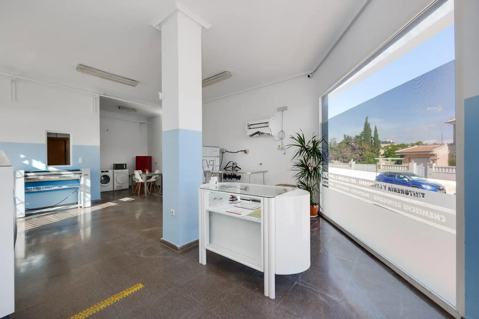 Commercial properties for sale in Doña Pepa