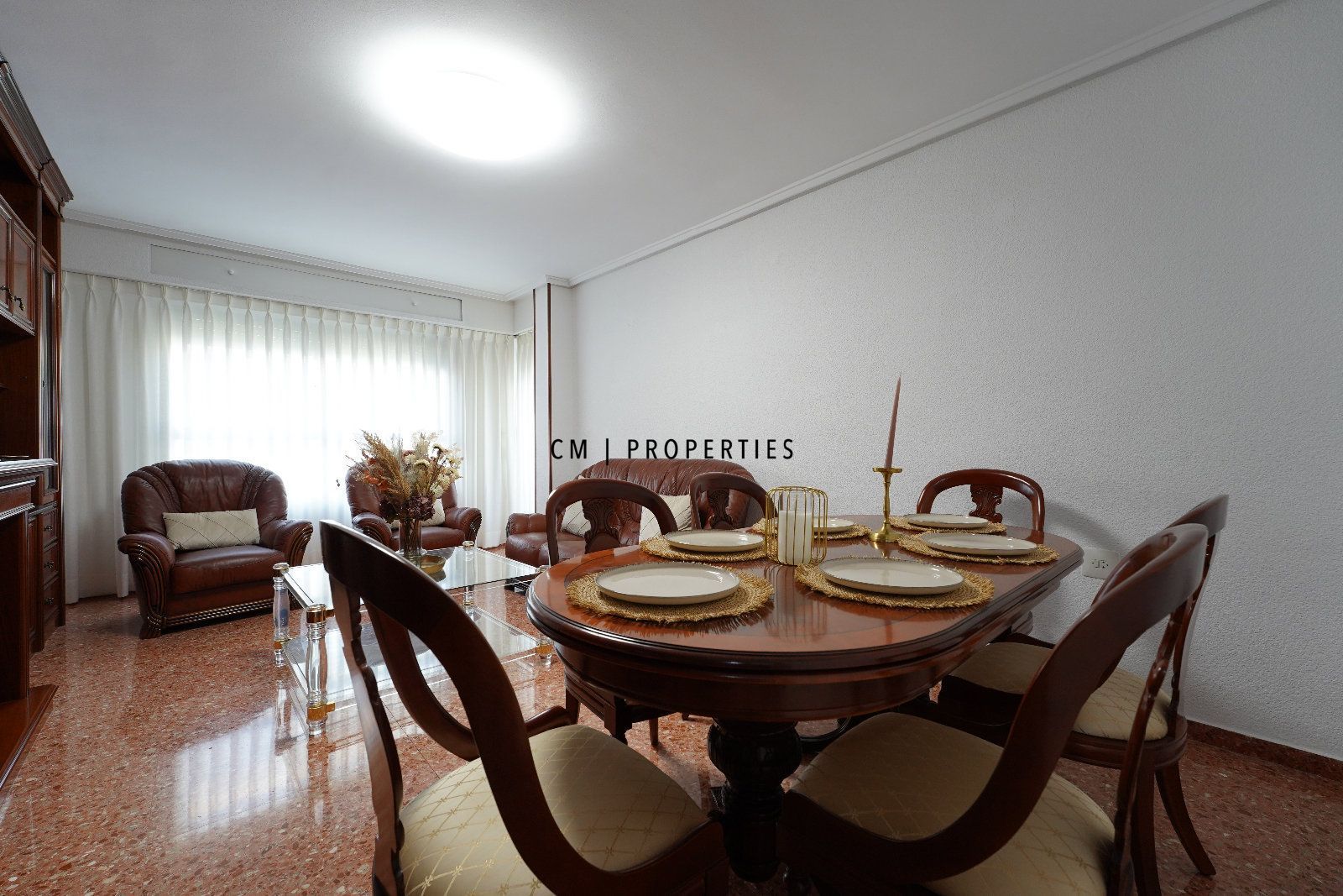 Comedor de Piso en venta en  Valencia Capital con Aire acondicionado y Calefacción
