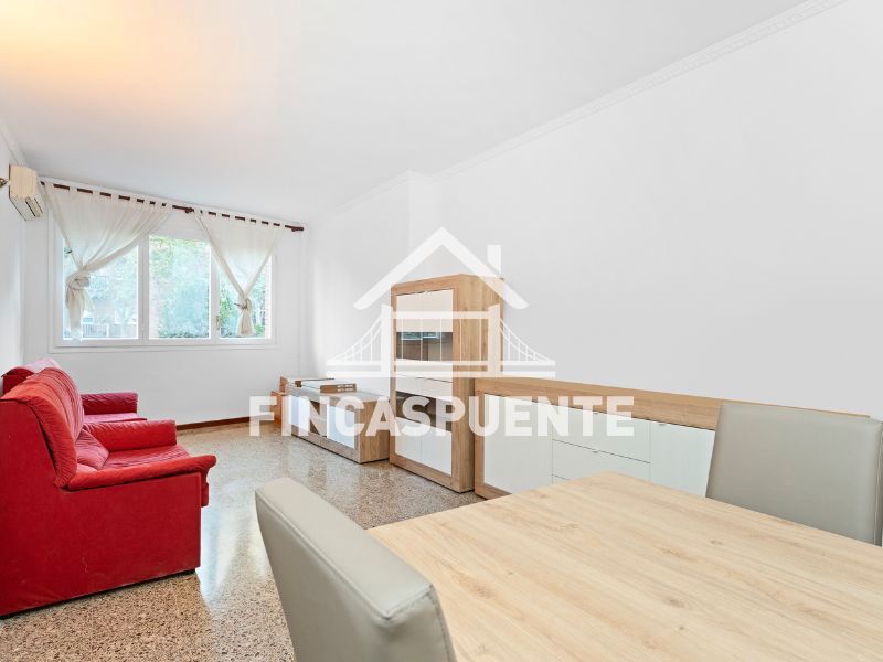 Living room of Flat to rent in  Barcelona Capital  with Air Conditioner, Furnished and Oven