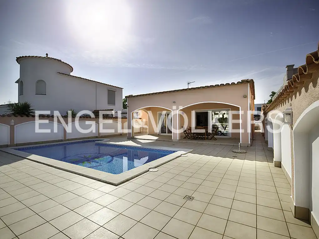Maison avec piscine à vendre à Carrer Noguera, imagen 6