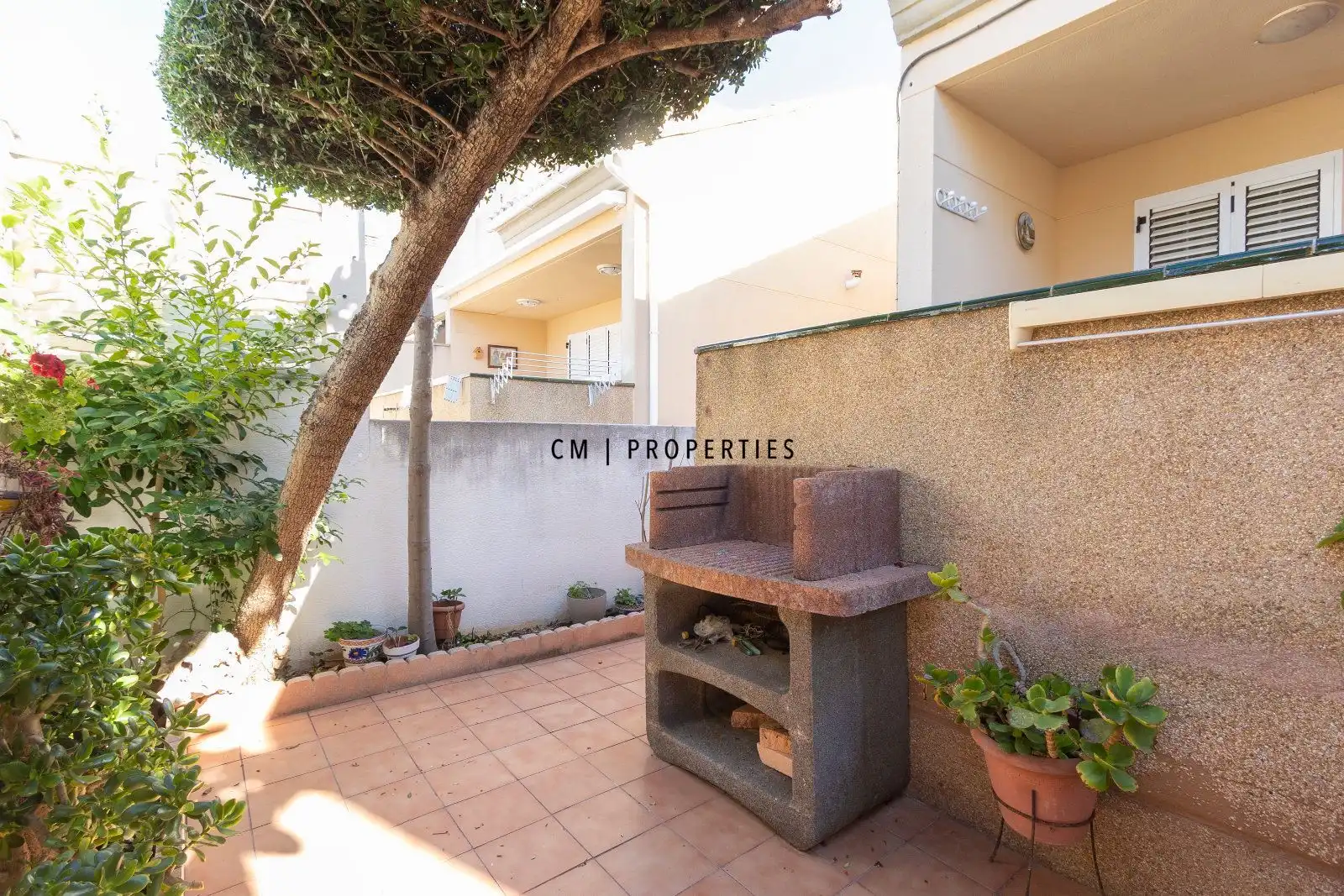 Terrace of Detached homes for sale in Sagunto / Sagunt  with Air Conditioner, Terrace and Oven