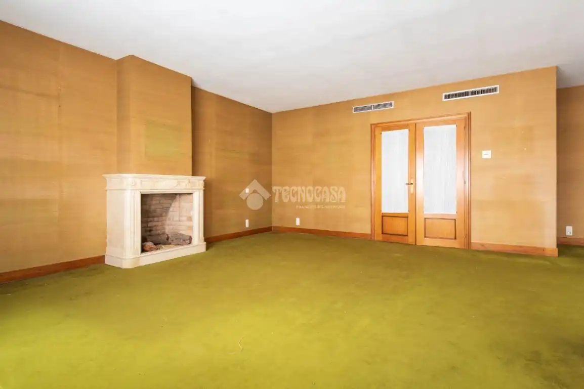 Sala de estar de Piso en venta en Zaragoza con Calefacción, Terraza y Balcón