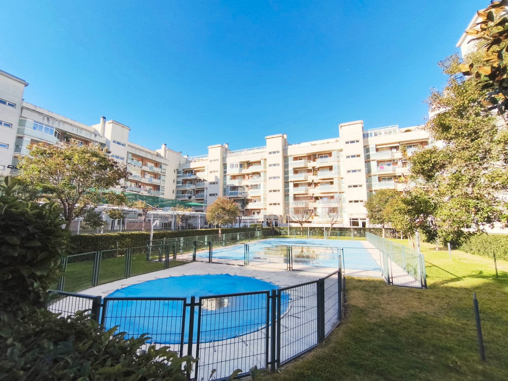 Exterior view of Flat for sale in Parla  with Air Conditioner, Heating and Parquet flooring