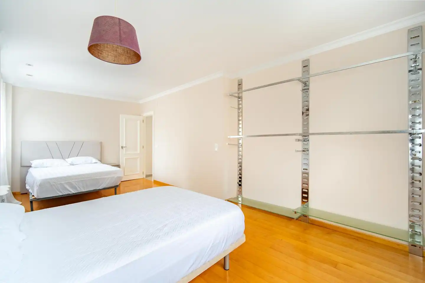 Schlafzimmer von Haus oder Chalet zum Verkauf in Bétera mit Klimaanlage, Heizung und Privatgarten