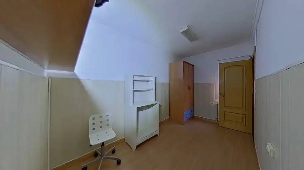 Dormitori de Àtic en venda en El Prat de Llobregat amb Parquet i Terrassa