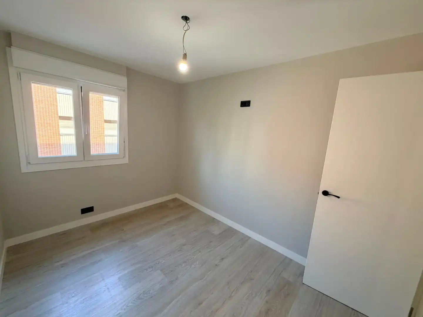 Habitación de Piso en venta en Barakaldo  con Horno y Lavadora
