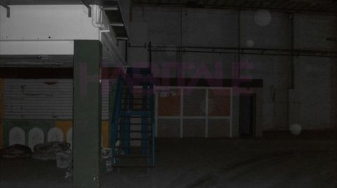 Nave diáfana de unos 1181m2 mas un patio delantero de 193m2, la nave da a dos calles y se encuentra entre medianeras de fincas.Est, imatge 5