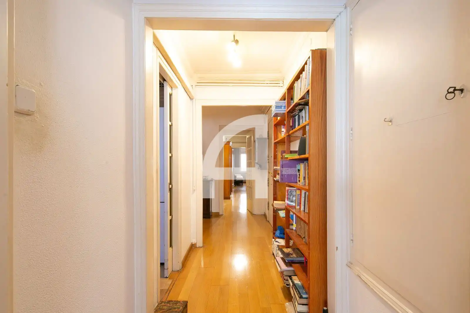 Flat for sale in Barcelona  with Air Conditioner, Heating and Parquet flooring