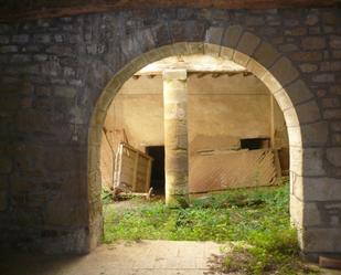 Casa o xalet en venda en Uncastillo amb Jardí privat