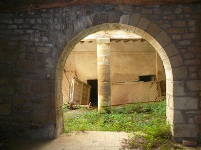 Casa o xalet en venda en Uncastillo amb Jardí privat