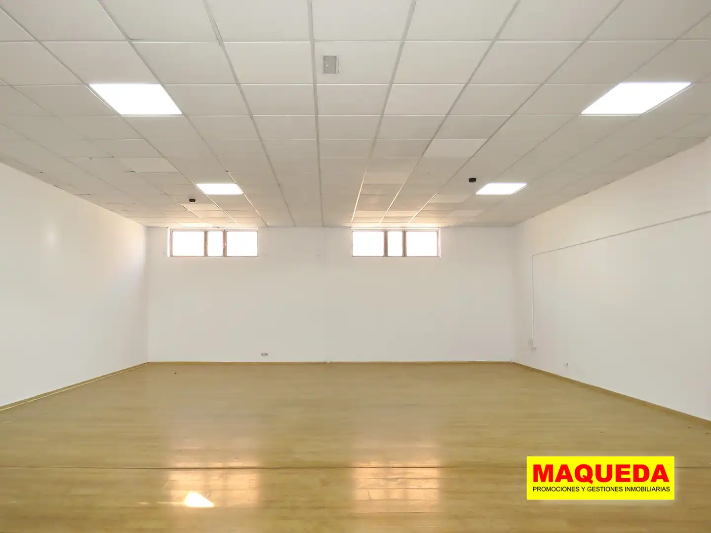 Nave industrial de alquiler en Leganés con Alarma