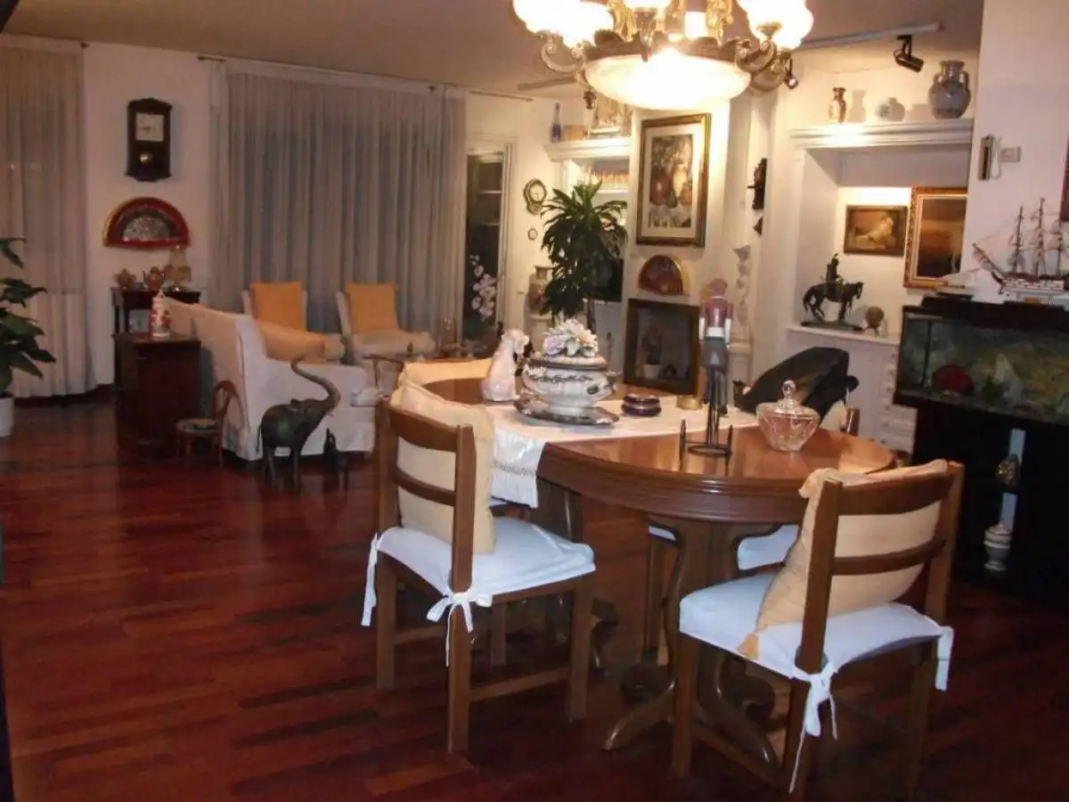 Comedor de Piso en venta en Fonts dels Capellans - Sagrada Família
